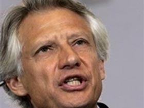 Премьер-министр Франции Доминик де Вильпен. Фото АР Премьер-министр Франции Доминик де Вильпен. Фото АР