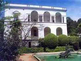 Экс-дача Путина в Крыму. Фото resorts.ukrbiz.net (с) Экс-дача Путина в Крыму. Фото resorts.ukrbiz.net (с)