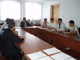 Конференция правозащитников в Назрани. Фото с сайта ingushetiya.ru Конференция правозащитников в Назрани. Фото с сайта ingushetiya.ru