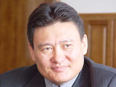 Радий Бурулов. Фото с сайта www.gorod-elista.ru Радий Бурулов. Фото с сайта www.gorod-elista.ru