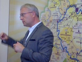 Александр Лебедев в Кирове, фото Лизы Охайзиной, Каспаров.Ru Александр Лебедев в Кирове, фото Лизы Охайзиной, Каспаров.Ru