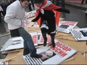 Движение "Наши". Фото: paul-kruger.livejournal.com Движение "Наши". Фото: paul-kruger.livejournal.com