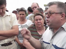 Митинг в Волгограде, фото с сайта v102.ru Митинг в Волгограде, фото с сайта v102.ru