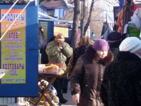 Обреченный рынок. Фото Виктора Шамаева, Каспаров.Ru Обреченный рынок. Фото Виктора Шамаева, Каспаров.Ru