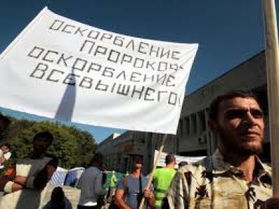 Митинг мусульман. Фото: mirislama.com Митинг мусульман. Фото: mirislama.com