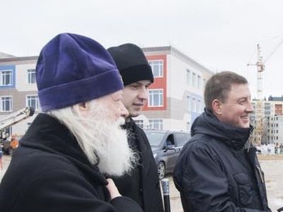 Губернатор Турчак и представители РПЦ. Фото: Рln-pskov.ru Губернатор Турчак и представители РПЦ. Фото: Рln-pskov.ru