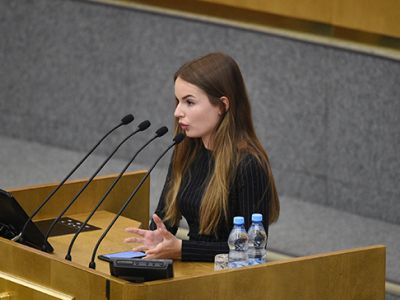 Александра Спилберг в Госдуме. Источник - pnp.ru Александра Спилберг в Госдуме. Источник - pnp.ru