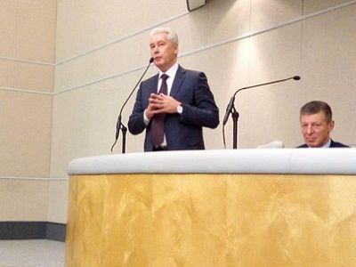 С. Собянин и Д. Козак на слушаниях в Госдуме по реновации, 6.6.17. Фото: facebook.com/kirill.shulika