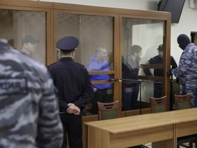 Суд по убийству Бориса Немцова, окт. 2016. Источник - meduza.io Суд по убийству Бориса Немцова, окт. 2016. Источник - meduza.io