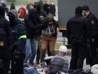 Разгон "Марша гордости". Фото: Радио Свобода Разгон "Марша гордости". Фото: Радио Свобода