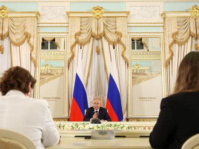Путин отвечает на вопросы журналистов, 29.07.23. Фото: kremlin.ru Путин отвечает на вопросы журналистов, 29.07.23. Фото: kremlin.ru