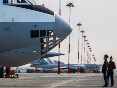 Самолеты в аэропорту. Фото: news.myseldon.com Самолеты в аэропорту. Фото: news.myseldon.com