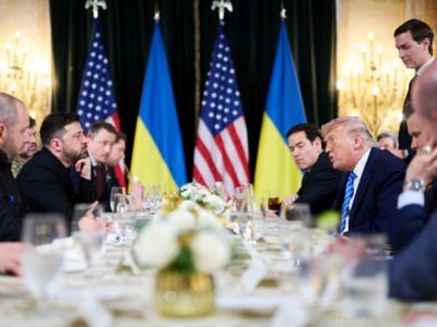 Переговоры делегаций Украины и США. Фото: tengrinews.kz Переговоры делегаций Украины и США. Фото: tengrinews.kz