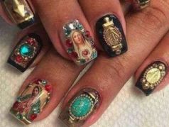 Маникюр с иконами.